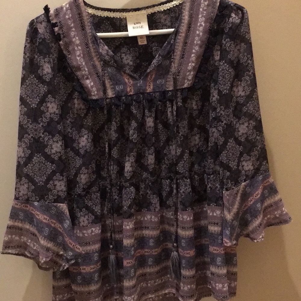 Knox rose top